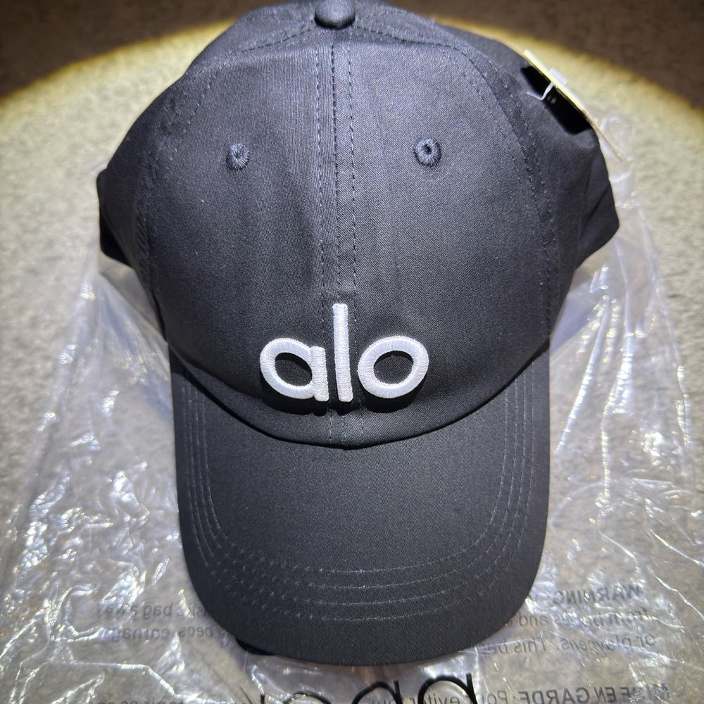 Alo Black Logo Cap